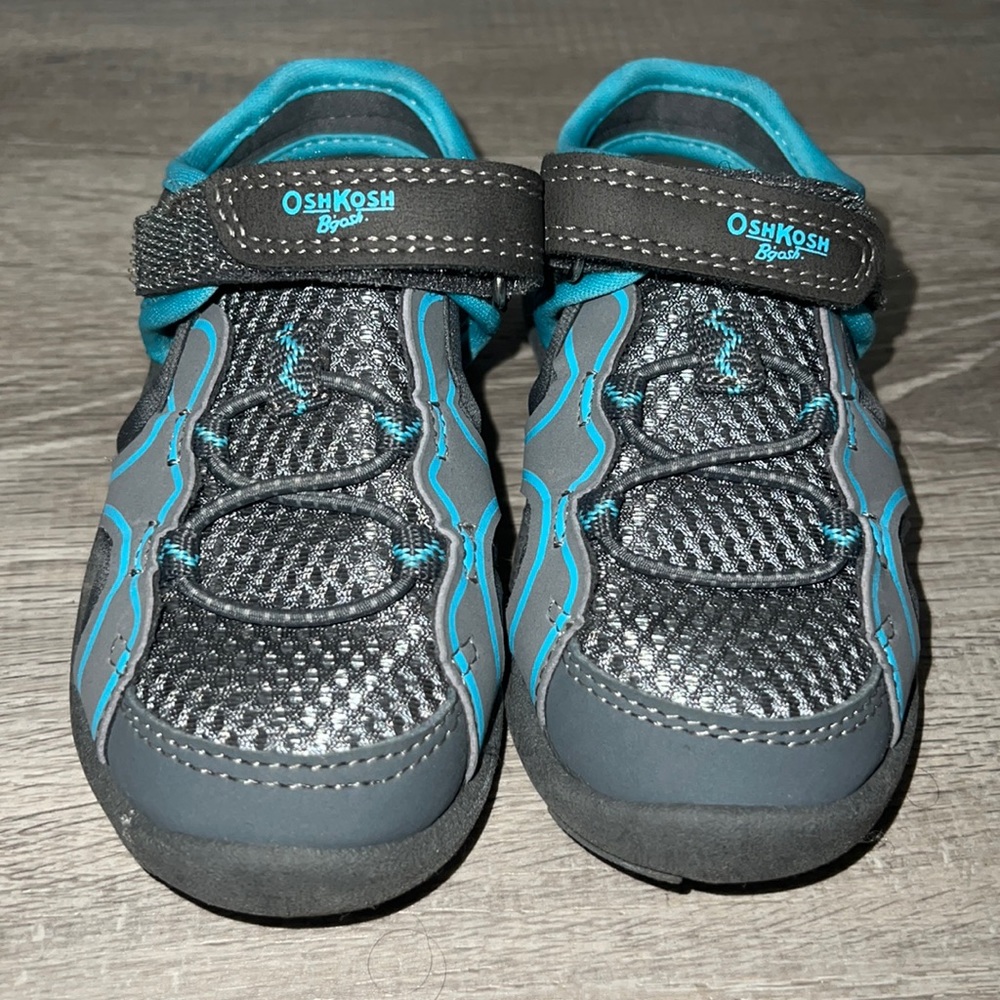 Oshkosh Toddler washable shoes